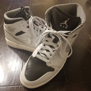 Grey/black Jordan 1 highs - size 10